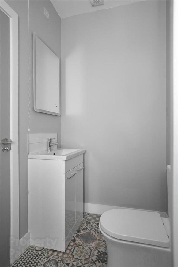 Central Belfast Modern Apartment Great Location Free Parking 외부 사진