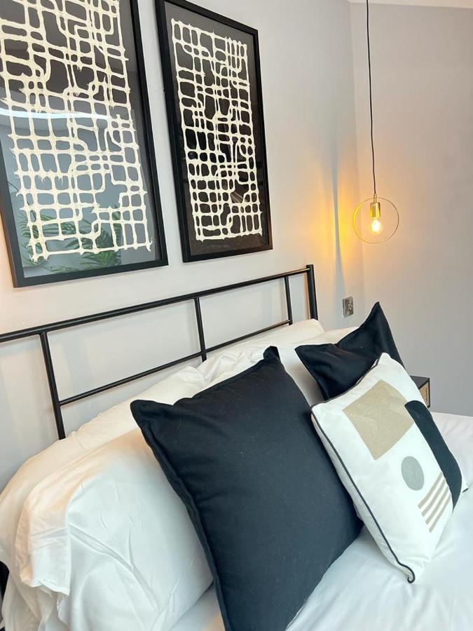 Central Belfast Modern Apartment Great Location Free Parking 외부 사진